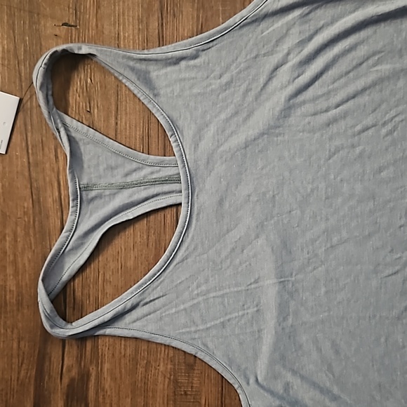 NWT Women's Small Nike "Yoga" Dri-Fit Tank Top in a Light Heather Grey - Picture 3 of 10